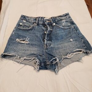 Zara Women's High Waisted Distress Cutoff  Denim Shorts Size 4